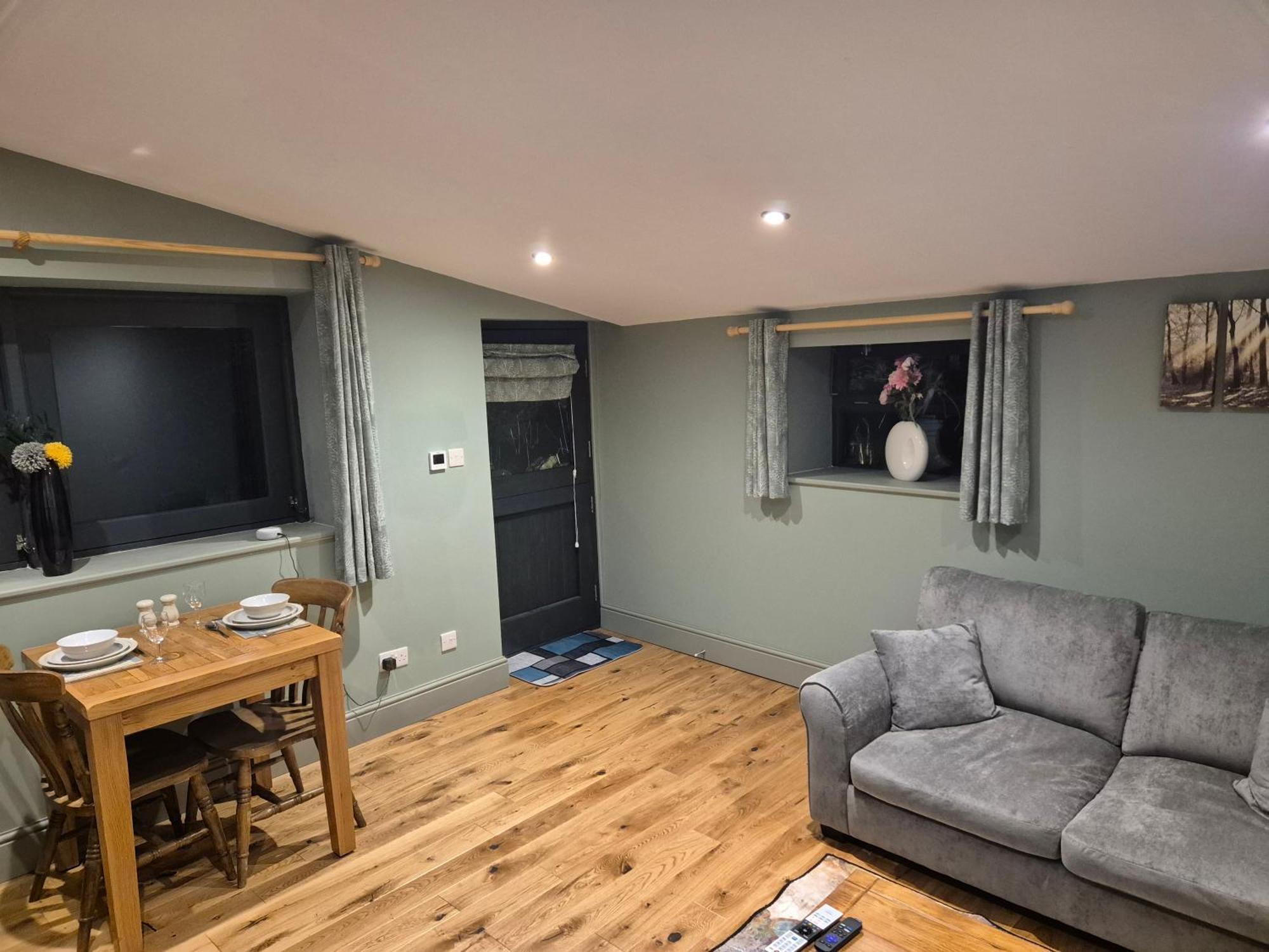 Charming 1 Bed Peak District Barn Conversion Foolow Exterior foto